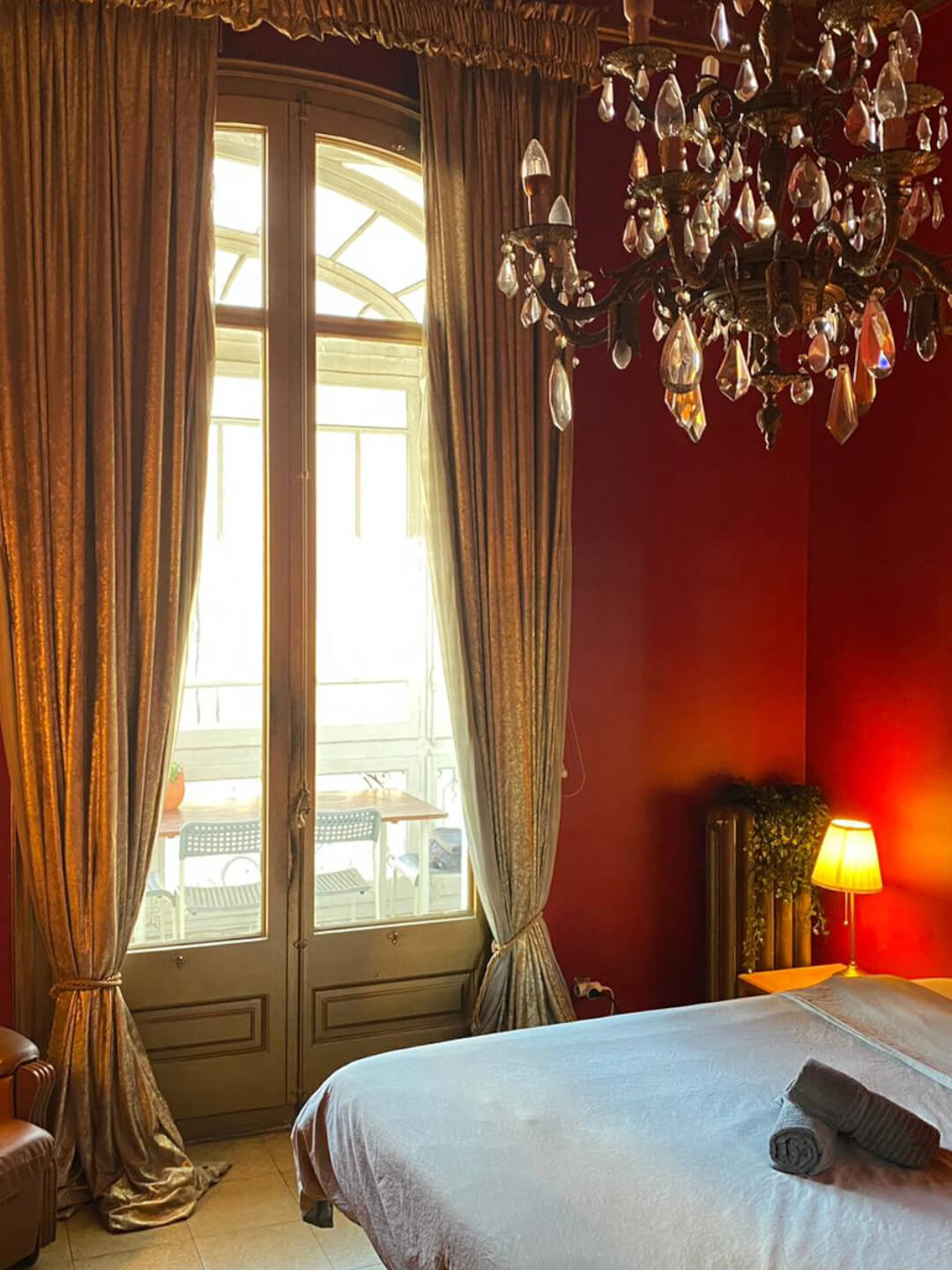 Apartments and private rooms in Barcelona