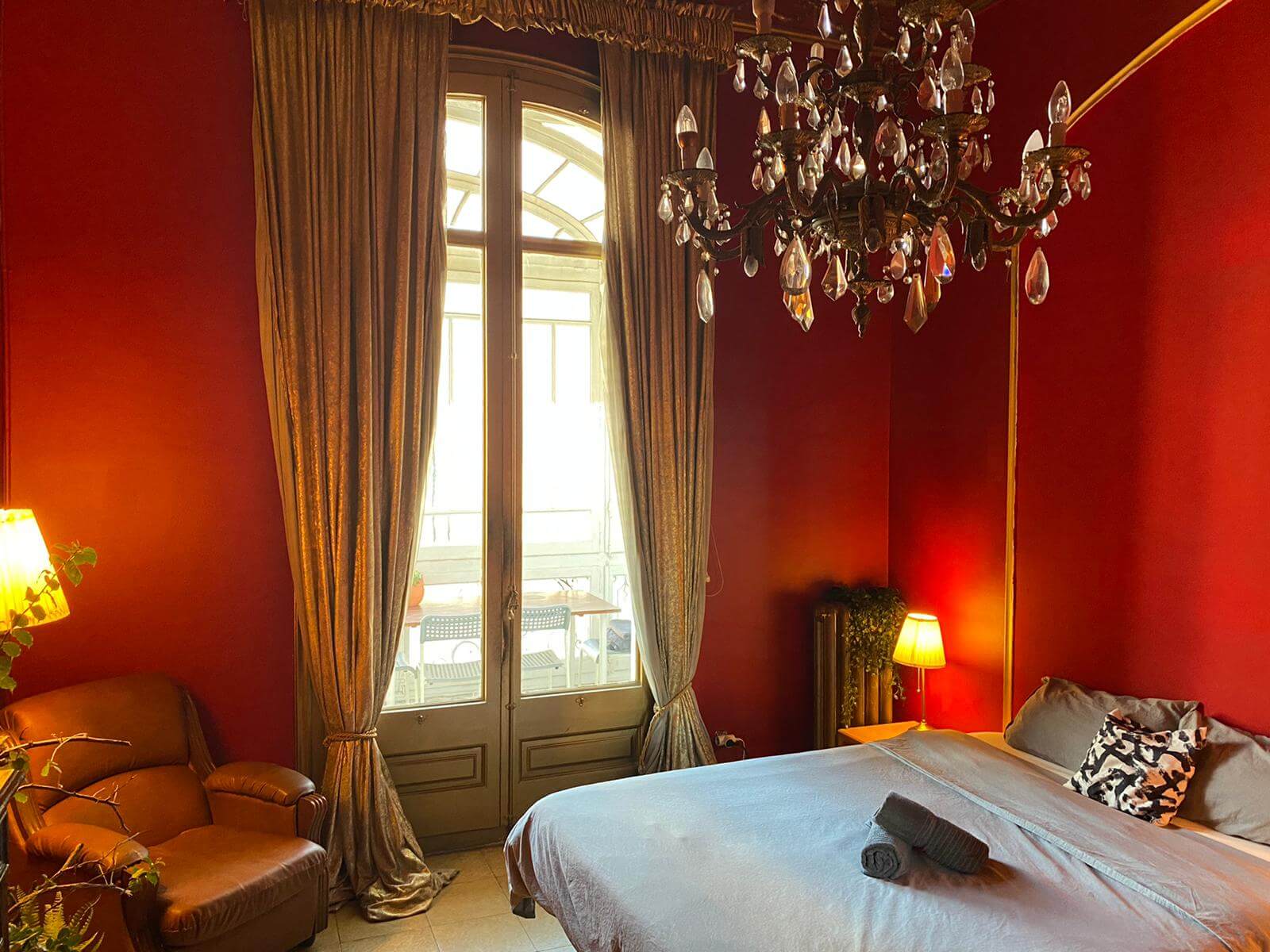 Apartments and private rooms in Barcelona