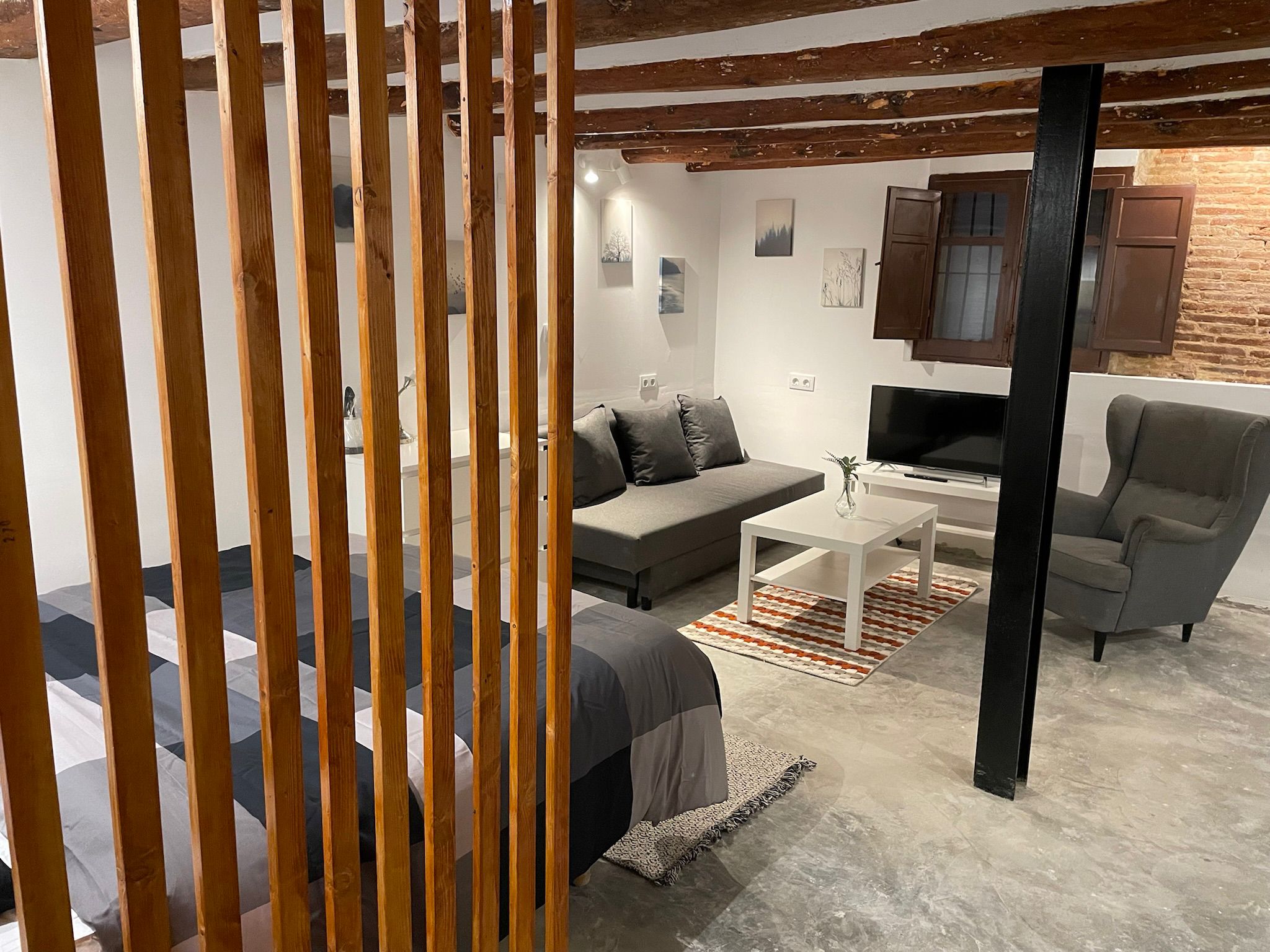 Apartments and private rooms in Barcelona