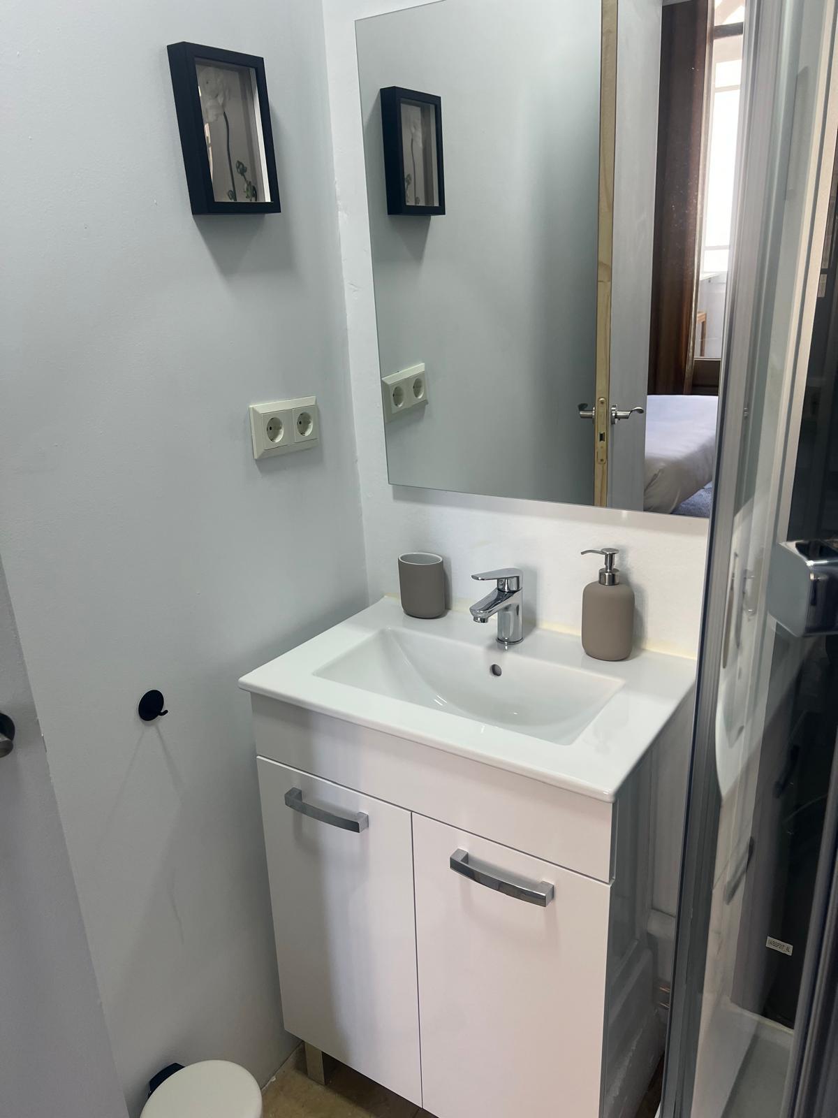 Apartments and private rooms in Barcelona